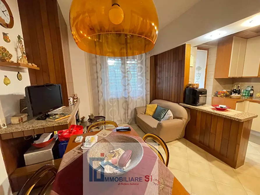 Immagine 5 di Appartamento in vendita  in Via Albert Einstein a Benevento