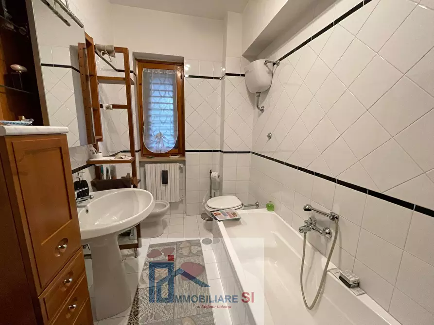 Immagine 18 di Appartamento in vendita  in Via Albert Einstein a Benevento