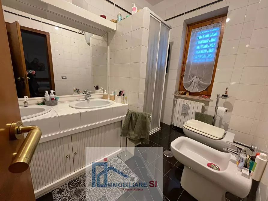 Immagine 21 di Appartamento in vendita  in Via Albert Einstein a Benevento