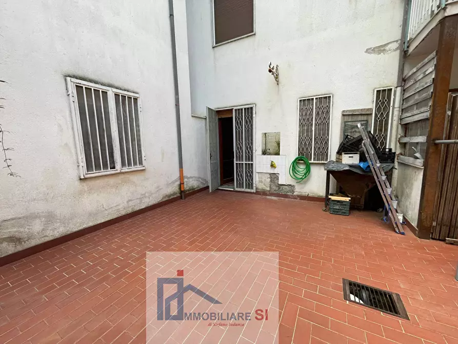 Immagine 13 di Appartamento in vendita  in Via Leschito a Foglianise