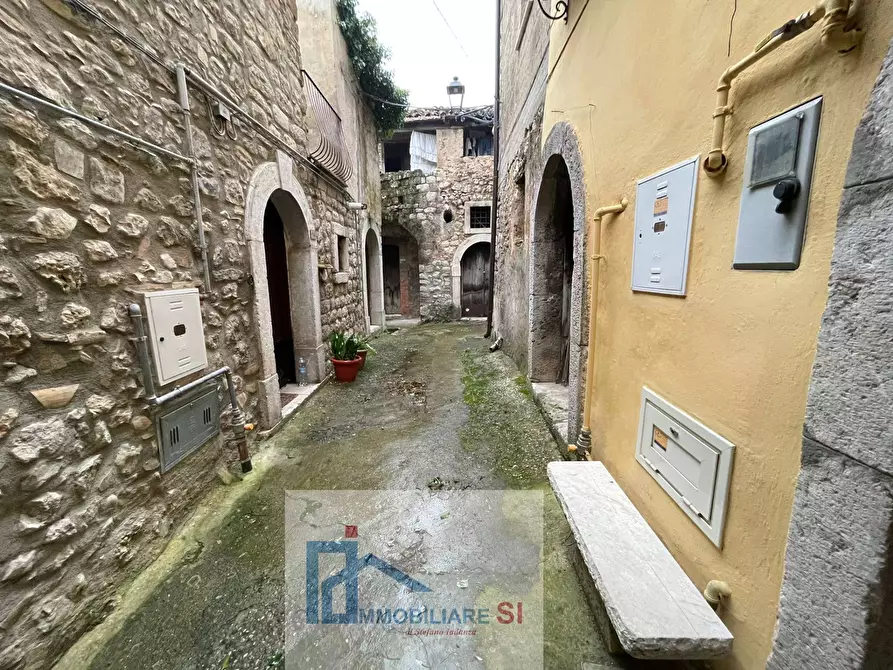 Immagine 35 di Casa semindipendente in vendita  in Vico Rienzi a Foglianise