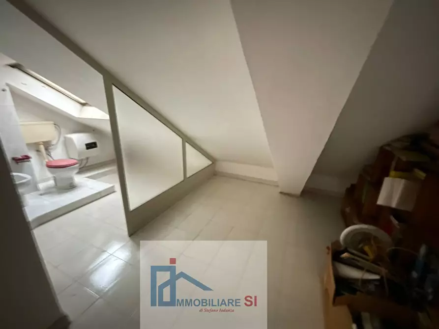 Immagine 37 di Appartamento in vendita  in Via Fratelli Rosselli a Benevento