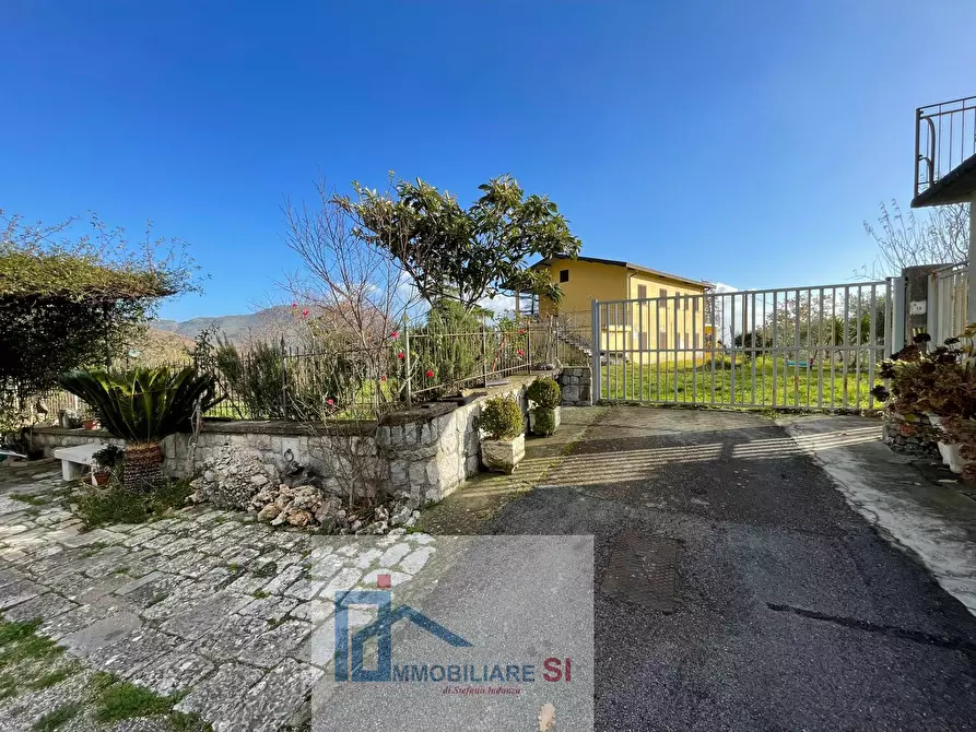 Immagine 2 di Casa indipendente in vendita  in Via delle Rimembranze Prima Traversa a Cautano