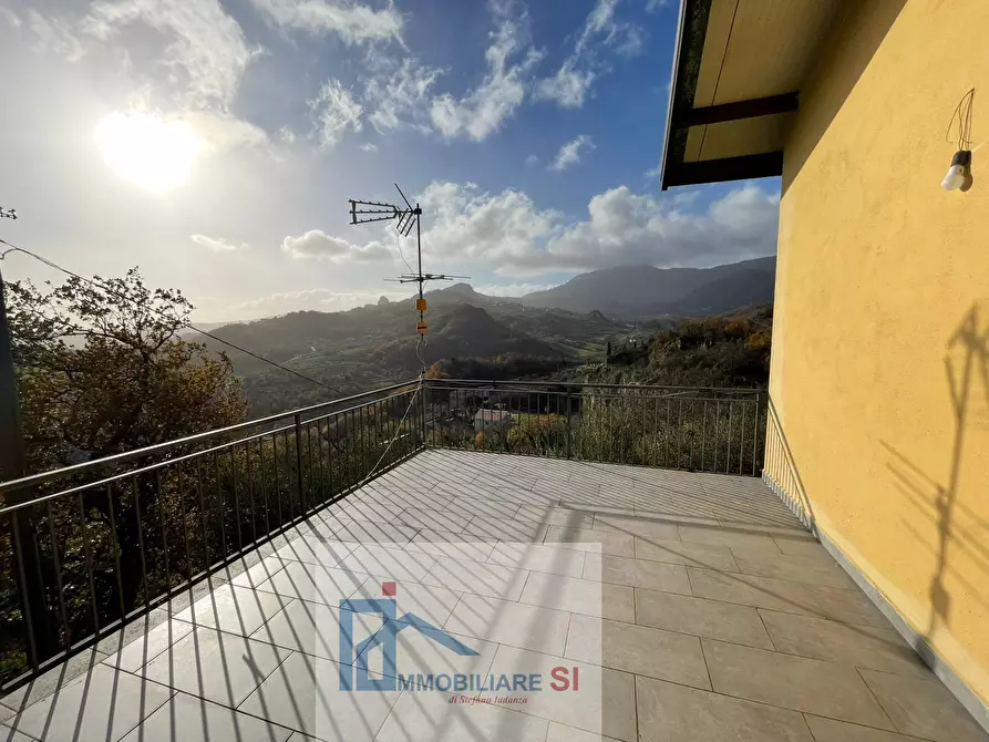 Immagine 46 di Casa indipendente in vendita  in Via delle Rimembranze Prima Traversa a Cautano