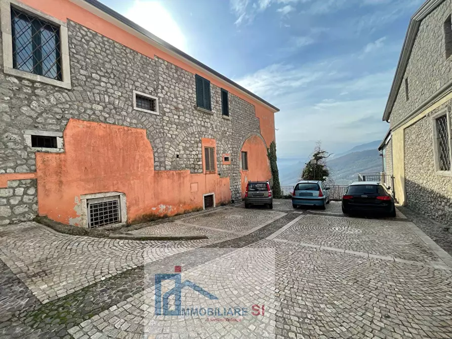 Immagine 2 di Casa semindipendente in vendita  in Via Fuschi di Sopra a Vitulano