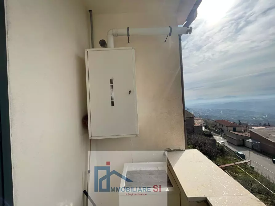 Immagine 7 di Casa semindipendente in vendita  in Via Fuschi di Sopra a Vitulano