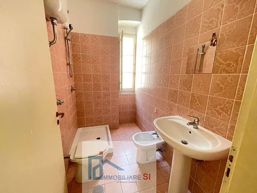 Immagine 23 di Casa semindipendente in vendita  in Piazza San Giuseppe a Sant'angelo A Cupolo