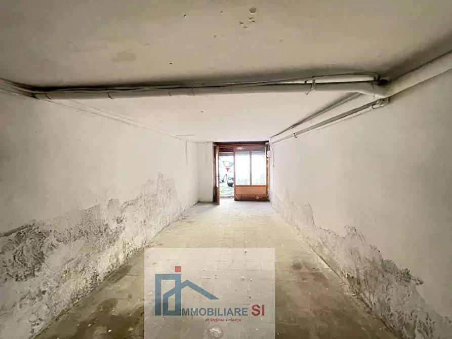 Immagine 38 di Casa semindipendente in vendita  in Via Sottotenente Gaetano Miele a Benevento