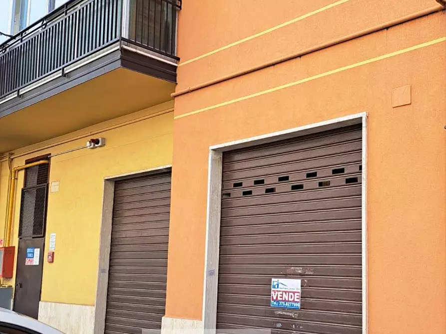 Immagine 2 di Box auto in vendita  in Via Sabbioneta a Potenza