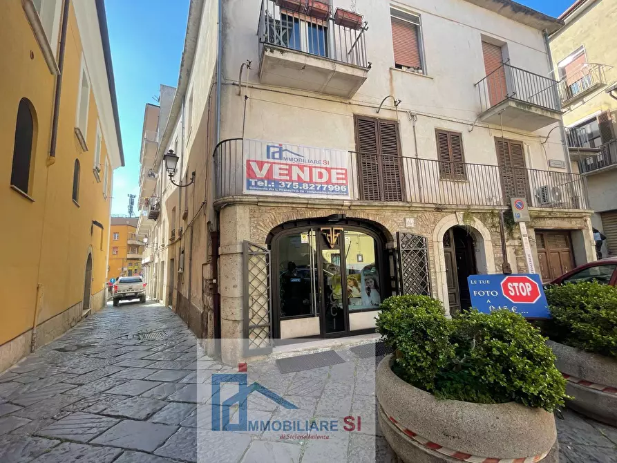 Immagine 2 di Casa semindipendente in vendita  in Via Sottotenente Gaetano Miele a Benevento