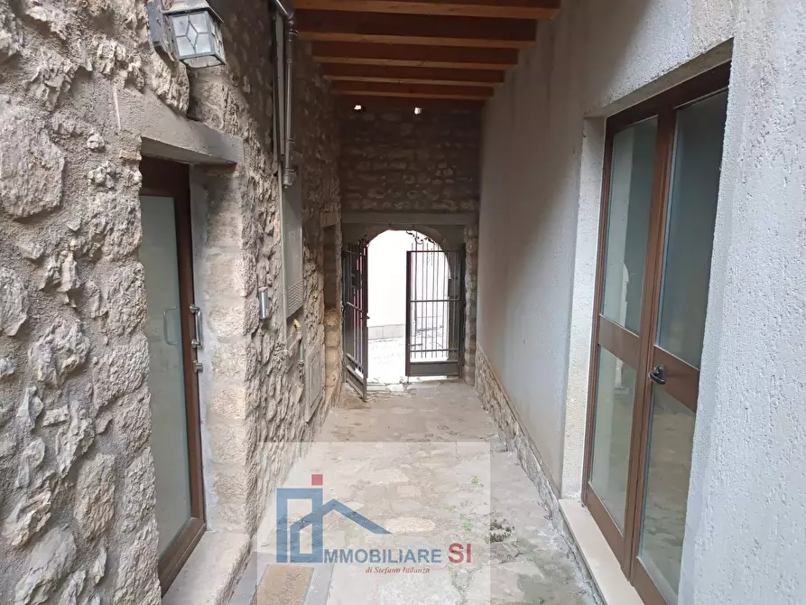 Immagine 3 di Casa semindipendente in vendita  in Via Mattaleoni a Vitulano