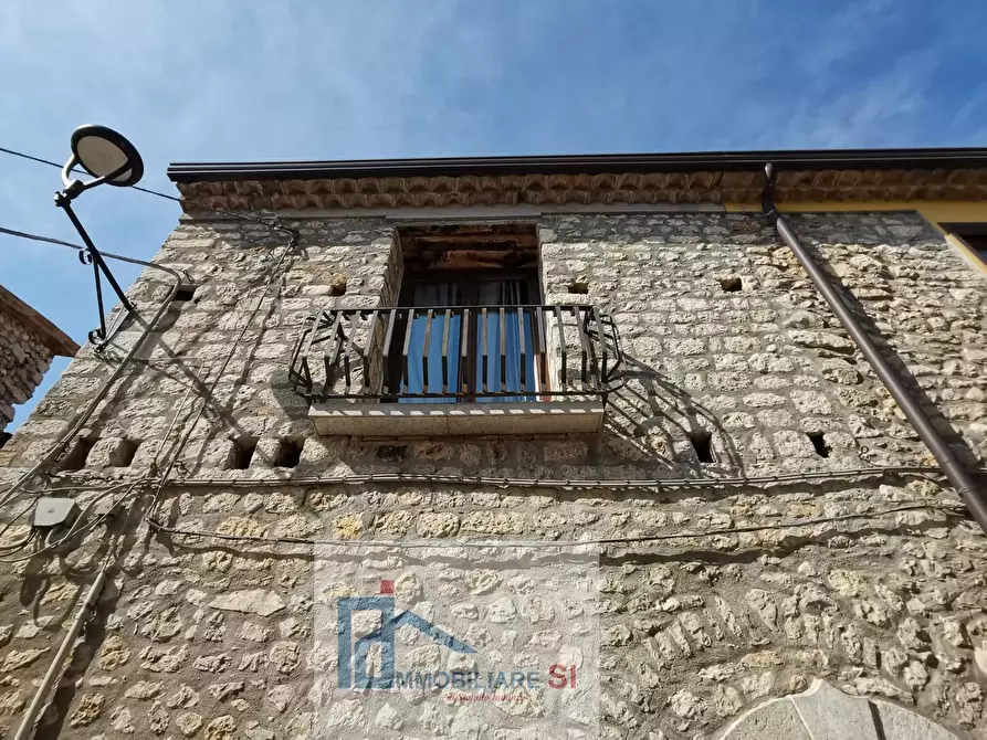 Immagine 28 di Casa semindipendente in vendita  in Via Mattaleoni a Vitulano