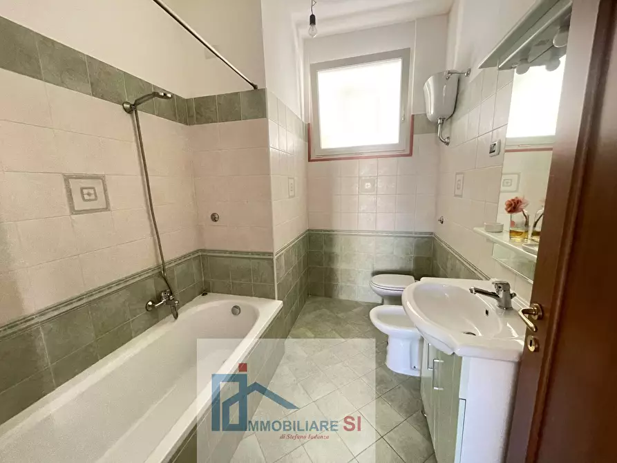 Immagine 15 di Appartamento in vendita  in Via Piranesi a Benevento