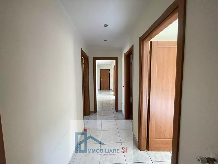 Immagine 25 di Appartamento in vendita  in Via Piranesi a Benevento
