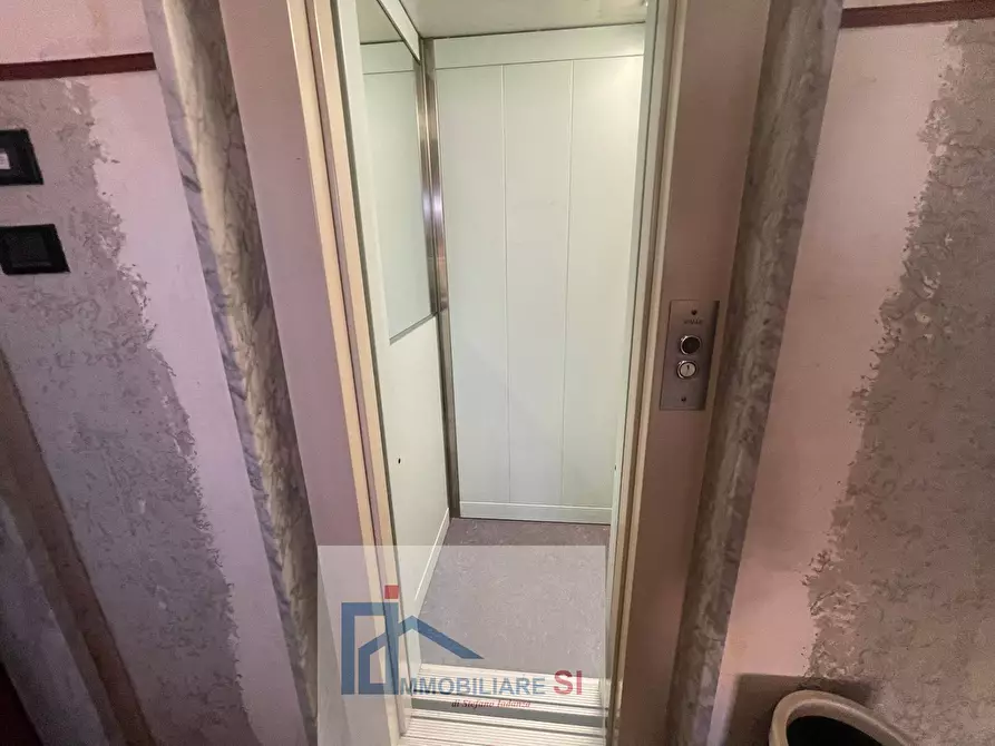 Immagine 27 di Appartamento in vendita  in Via Piranesi a Benevento