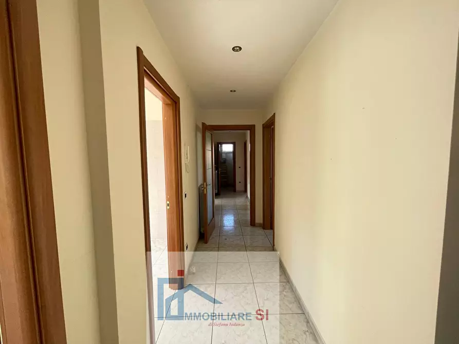 Immagine 14 di Appartamento in vendita  in Via Piranesi a Benevento