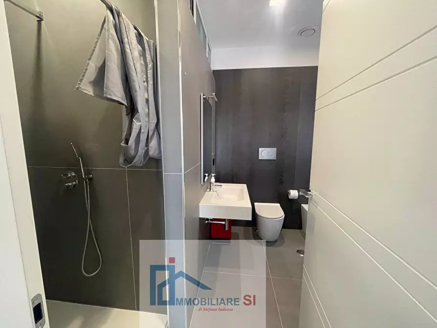 Immagine 17 di Appartamento in vendita  in Via Almerico Meomartini a Benevento