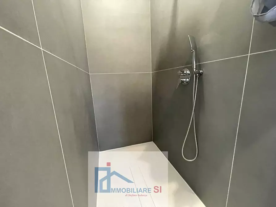 Immagine 21 di Appartamento in vendita  in Via Almerico Meomartini a Benevento