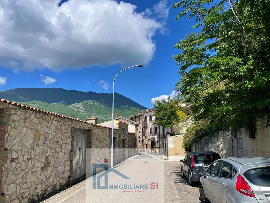 Immagine 12 di Casa semindipendente in vendita  in Via Michelangelo Caporaso a Foglianise