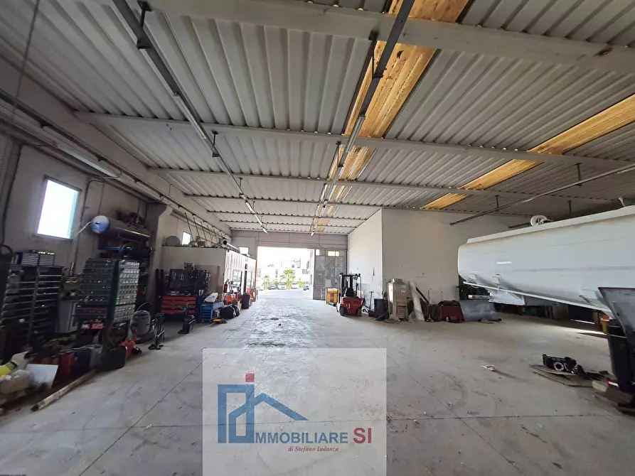 Immagine 6 di Capannone industriale in vendita  in Ponte Valentino a Benevento