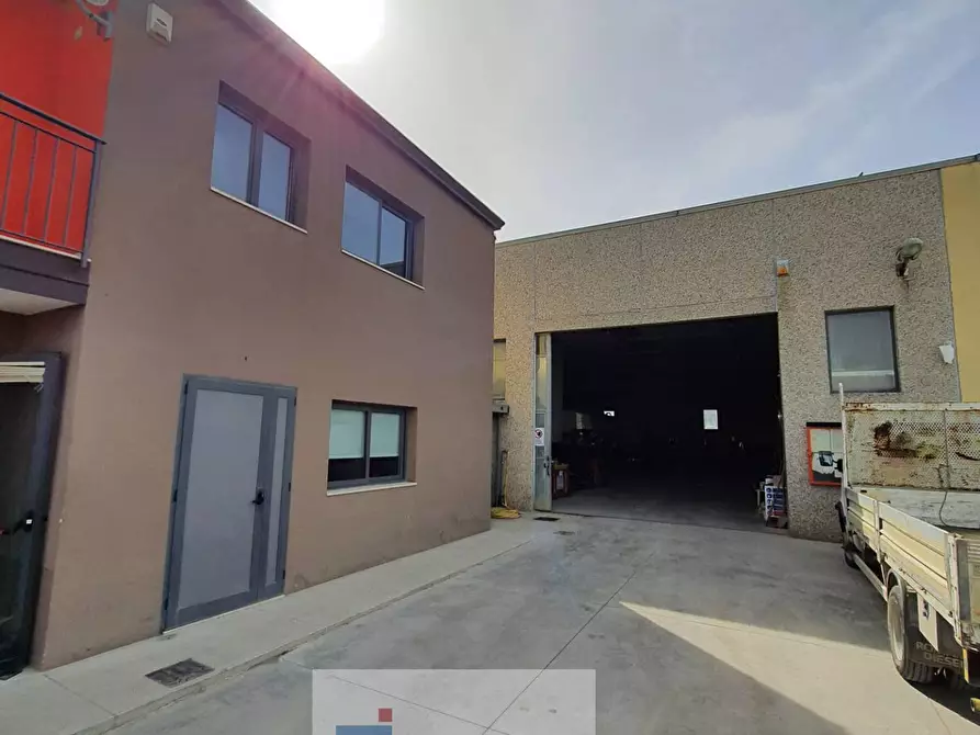 Immagine 5 di Capannone industriale in vendita  in Ponte Valentino a Benevento