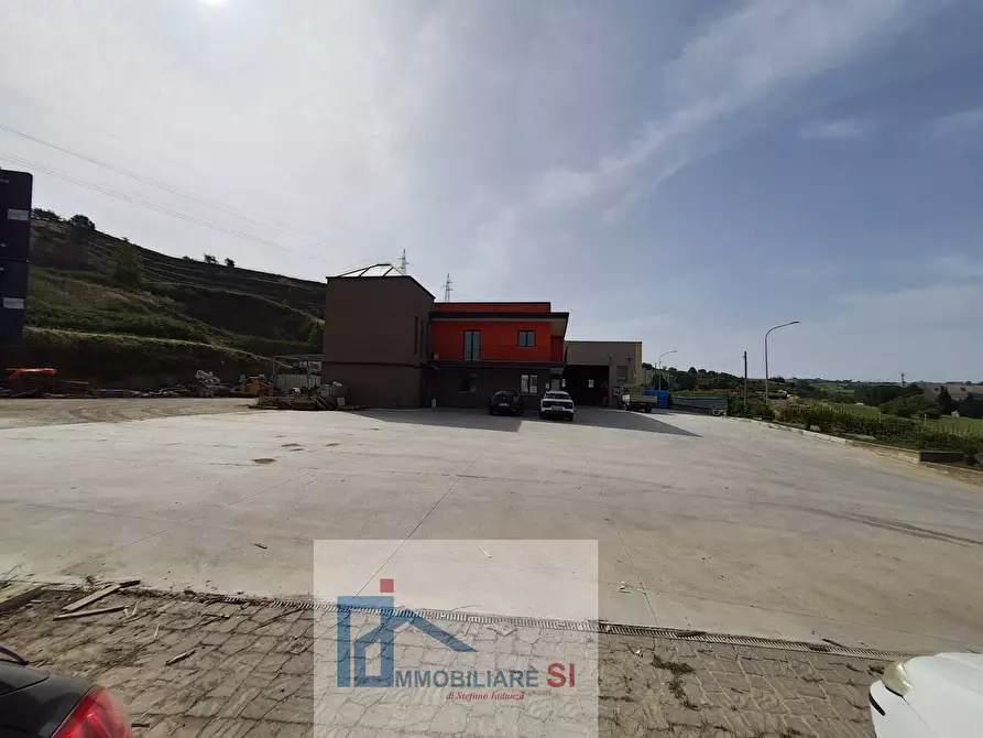 Immagine 3 di Capannone industriale in vendita  in Ponte Valentino a Benevento
