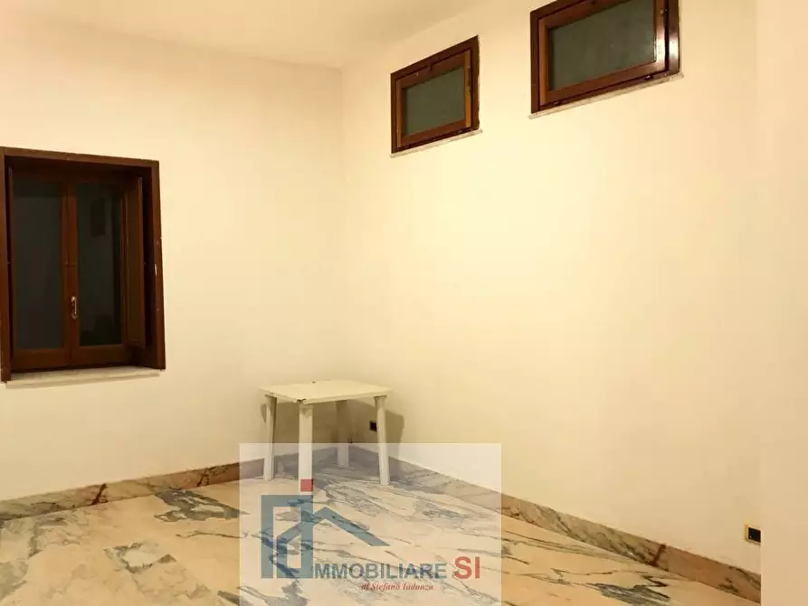 Immagine 11 di Appartamento in vendita  in Via Manciotti a Benevento