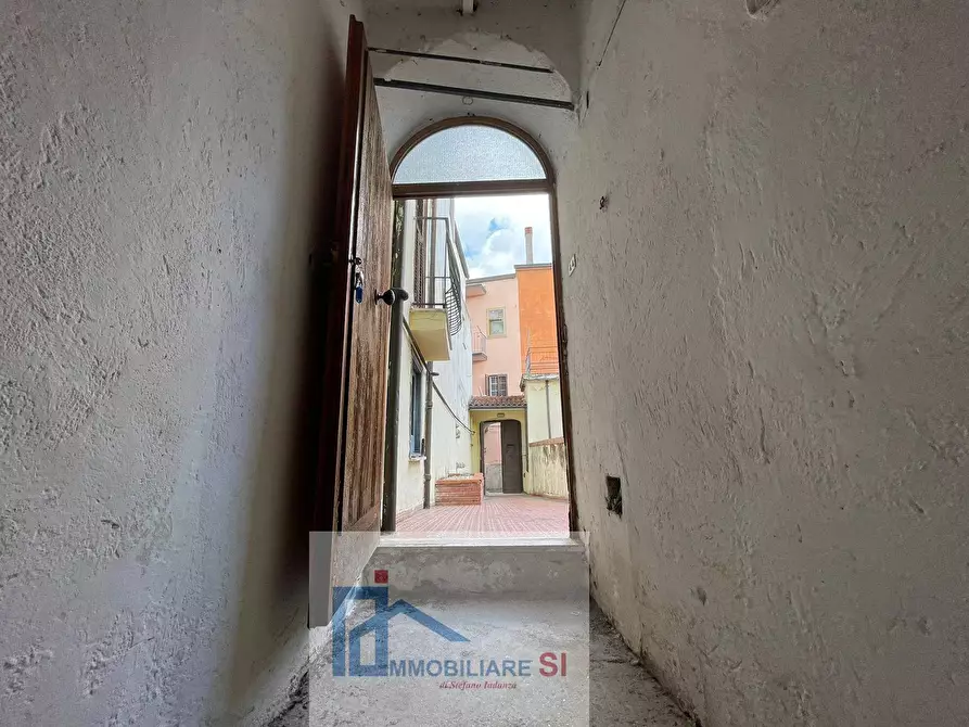 Immagine 16 di Casa semindipendente in vendita  in Vico Arechi a Benevento