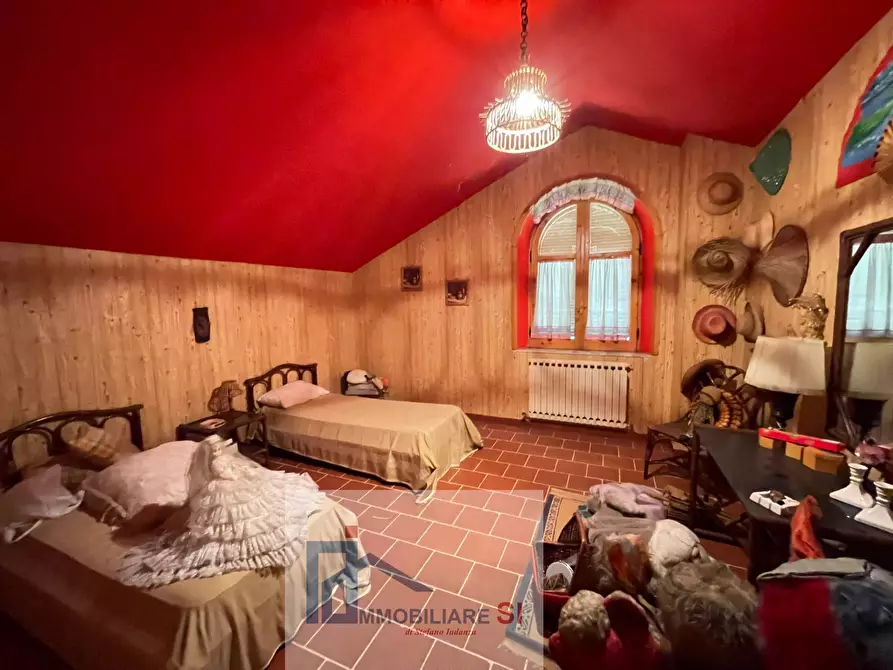 Immagine 35 di Casa indipendente in vendita  in Contrada Pino a Benevento