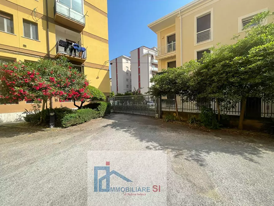 Immagine 37 di Appartamento in vendita  in Via Piranesi a Benevento