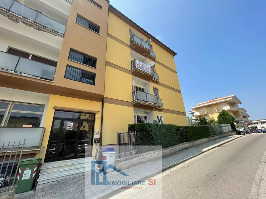 Immagine 35 di Appartamento in vendita  in Via Piranesi a Benevento