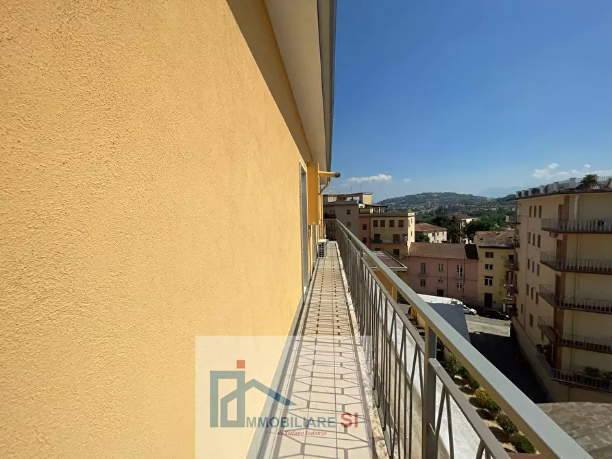 Immagine 14 di Attico in affitto  in Via Munazio Planco a Benevento