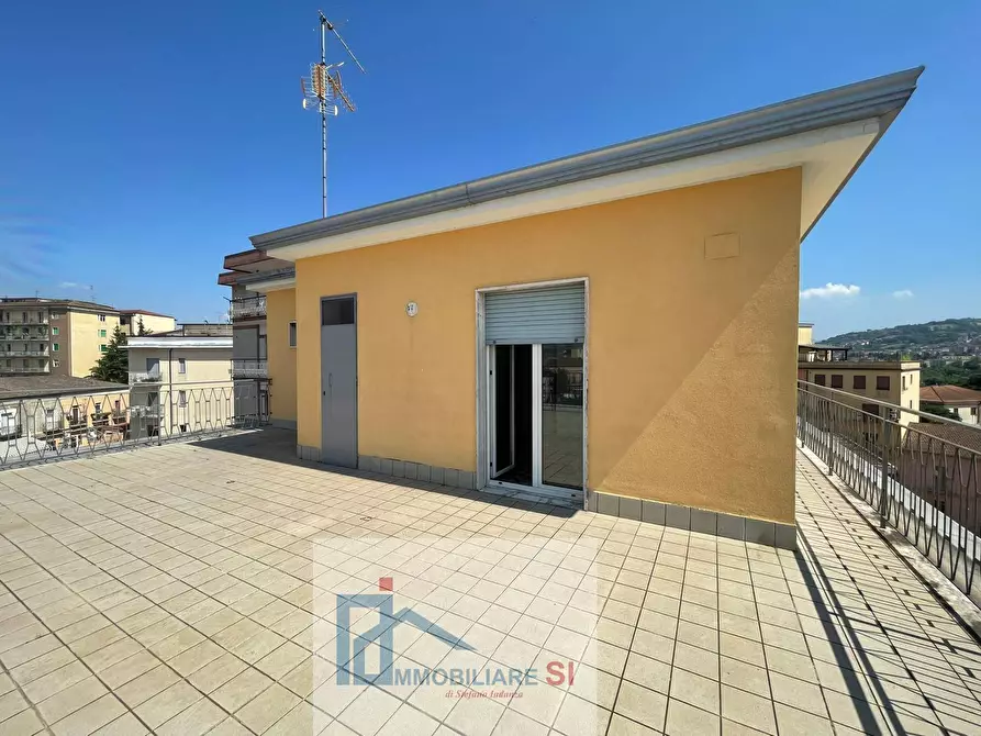 Immagine 5 di Attico in affitto  in Via Munazio Planco a Benevento