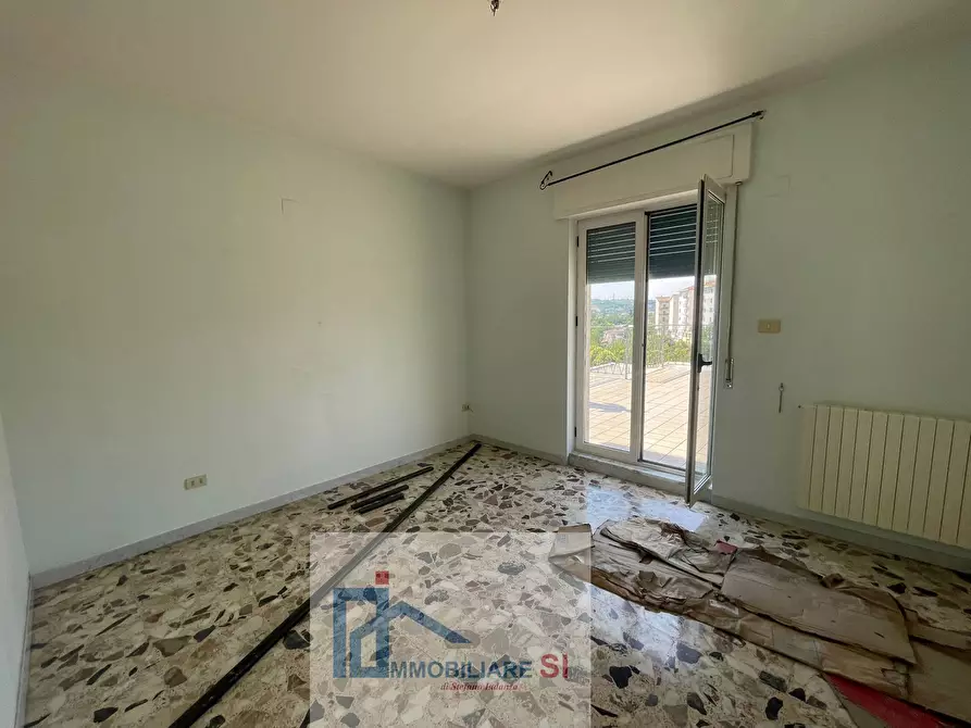 Immagine 10 di Attico in affitto  in Via Munazio Planco a Benevento