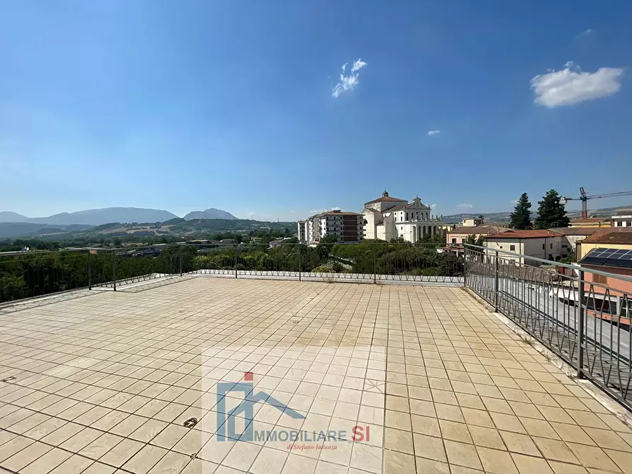 Immagine 1 di Attico in affitto  in Via Munazio Planco a Benevento