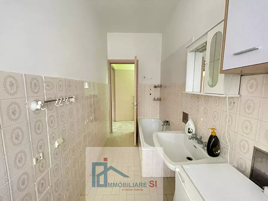 Immagine 12 di Appartamento in vendita  in Via Napoli a Benevento