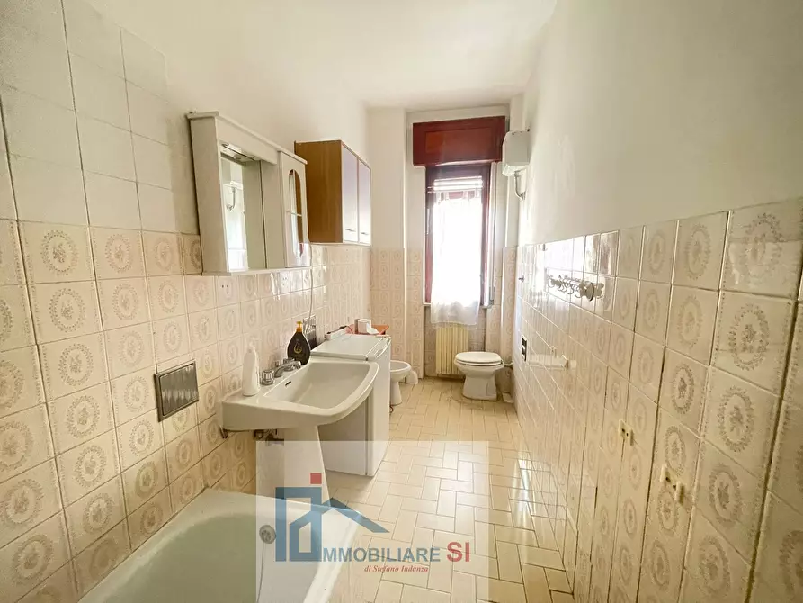 Immagine 11 di Appartamento in vendita  in Via Napoli a Benevento