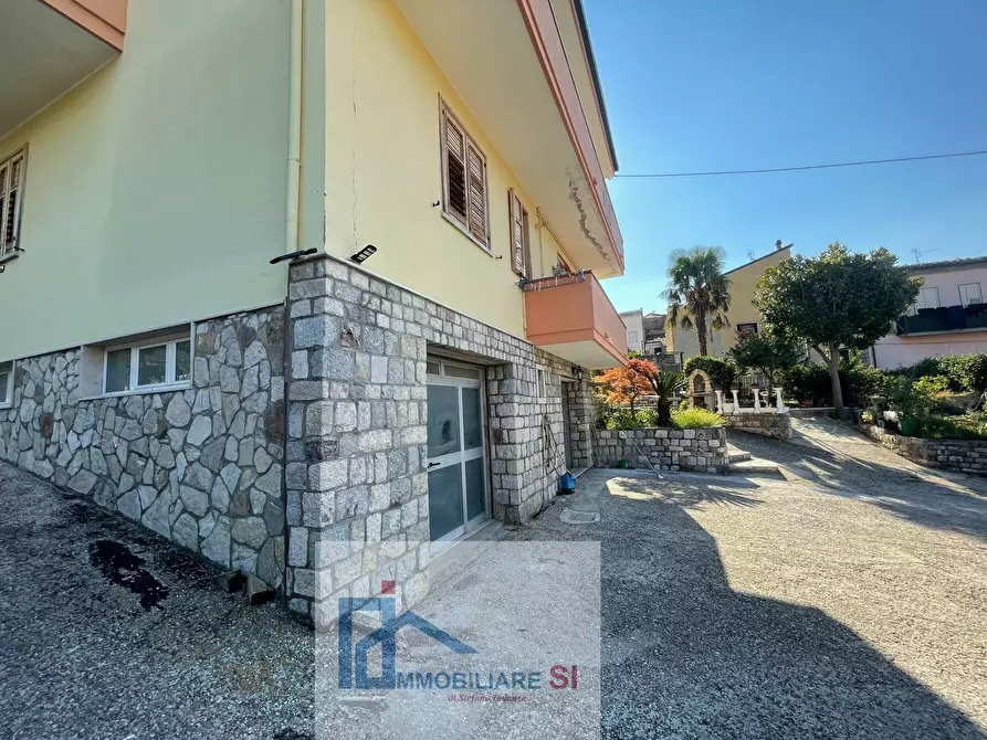 Immagine 54 di Casa semindipendente in vendita  in Via Palazzo a Foglianise