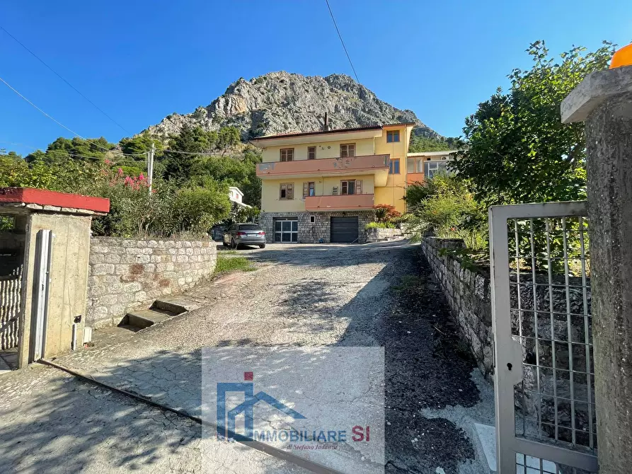 Immagine 1 di Casa semindipendente in vendita  in Via Palazzo a Foglianise