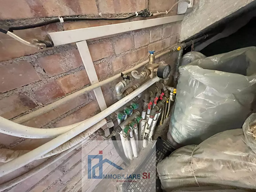 Immagine 51 di Casa semindipendente in vendita  in Via Madonnina del Grappa a Cautano