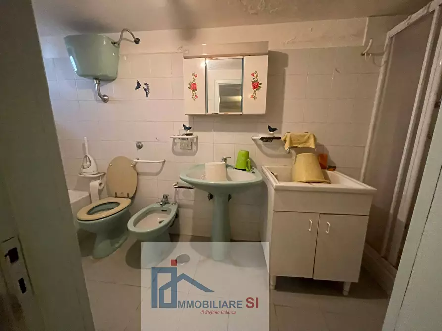 Immagine 46 di Casa semindipendente in vendita  in Via Madonnina del Grappa a Cautano