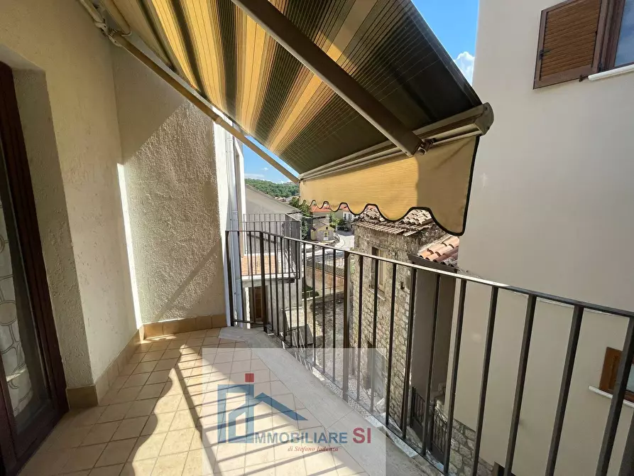 Immagine 22 di Casa semindipendente in vendita  in Via Madonnina del Grappa a Cautano