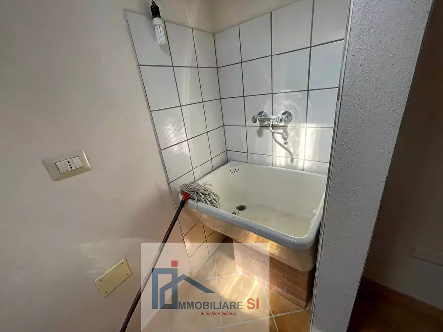 Immagine 38 di Casa semindipendente in vendita  in Via Madonnina del Grappa a Cautano