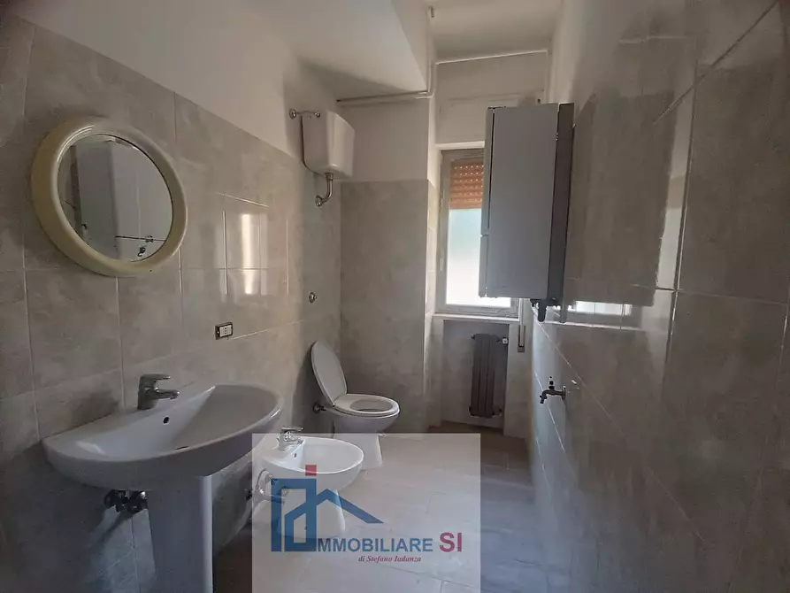 Immagine 10 di Appartamento in vendita  in Viale Dei Rettori a Benevento