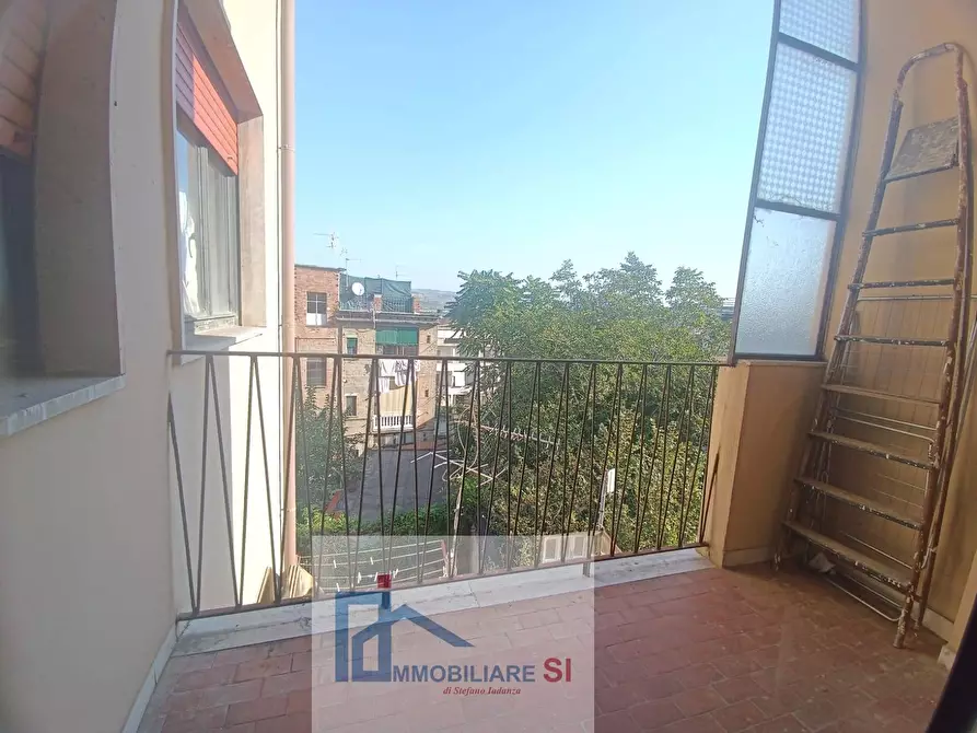 Immagine 21 di Appartamento in vendita  in Viale Dei Rettori a Benevento