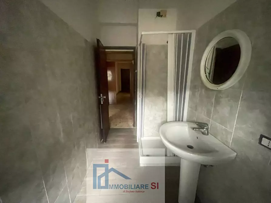 Immagine 11 di Appartamento in vendita  in Viale Dei Rettori a Benevento