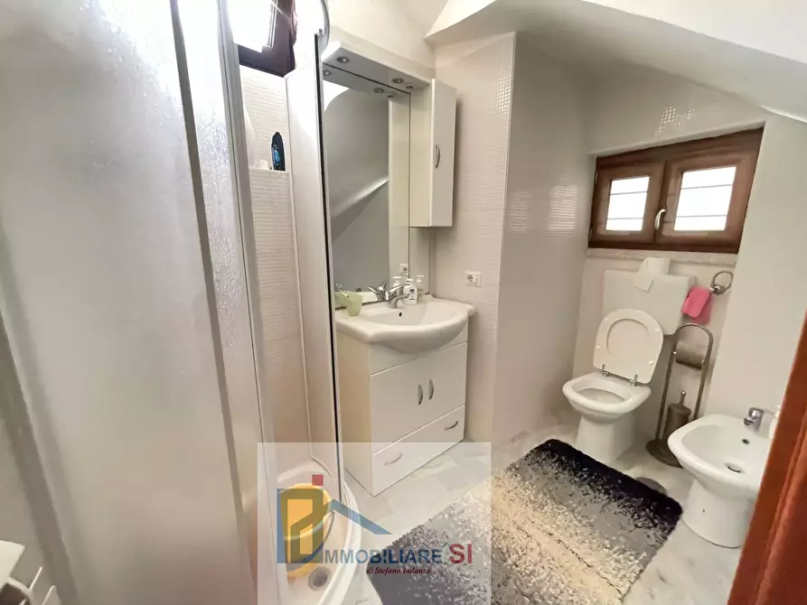 Immagine 30 di Casa semindipendente in vendita  in Via Mattaleoni a Vitulano