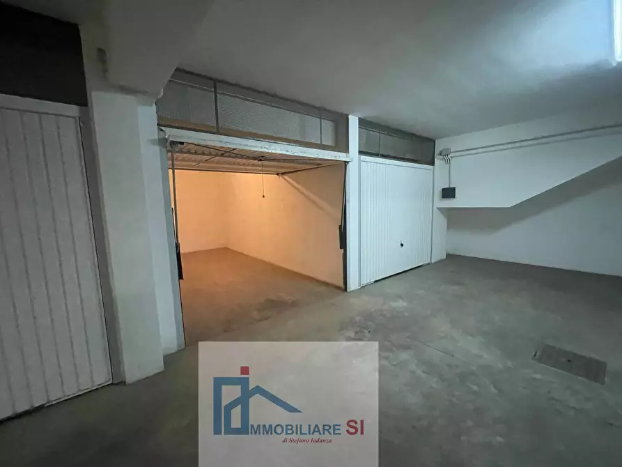 Immagine 6 di Box auto in affitto  in Via Cupa Ponticelli a Benevento