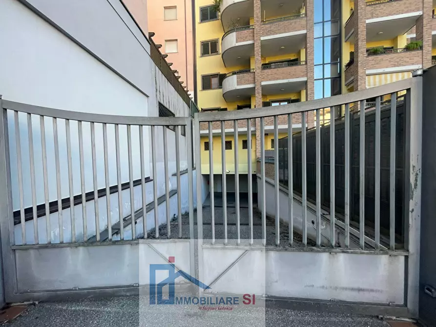 Immagine 2 di Box auto in affitto  in Via Cupa Ponticelli a Benevento