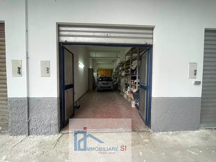 Immagine 3 di Box auto in vendita  in Via XXV Luglio 23 a Benevento